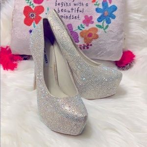 Steve Madden Deevaa Champagne Rhinestones Heels